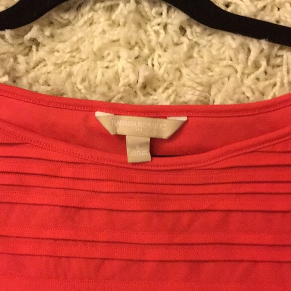 Top - Picture 2 of 2